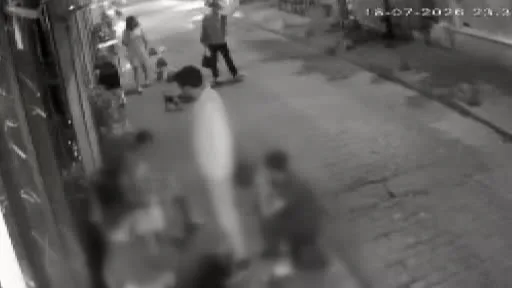 Beyoğlu’nda "Köpeğini tut" tartışması kanlı bitti: O anlar kamerada