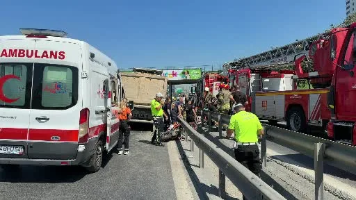 Basın Ekspres yolunda feci kaza: Motosiklet sürücüsü hafriyat kamyonunun altında kaldı