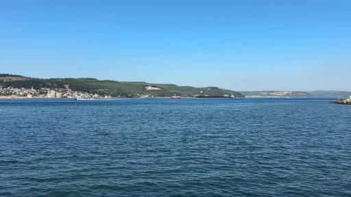 Çanakkale Boğazı’ndan geçen genel kargo gemisi makine arızası yaptı