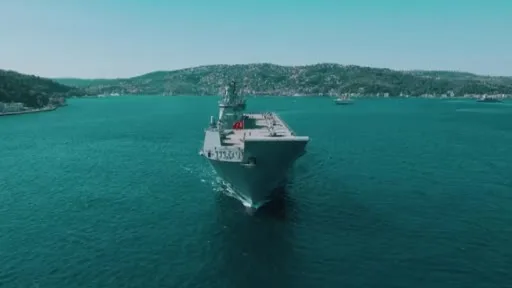 Türk Donanması’nın seçkin platformları ile gökyüzünün yerli ve milli gururları vatandaşları selamlayacak