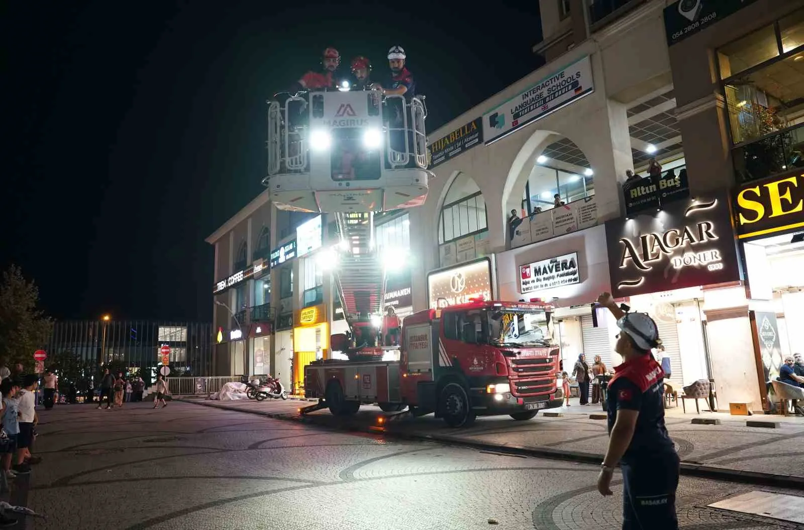 Başakşehir Belediyesinde kapsamlı deprem tatbikatı