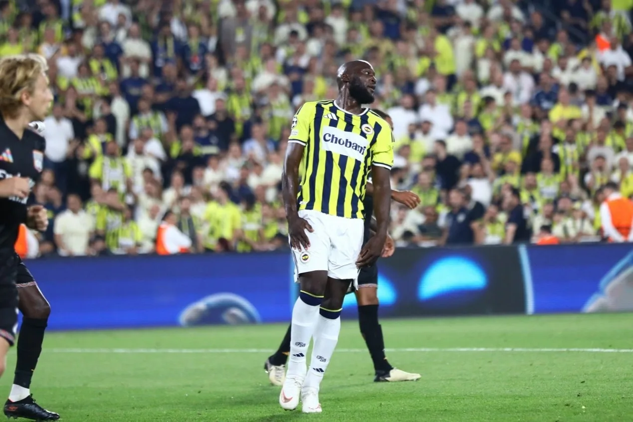 Romelu Lukaku, ilk kez Fenerbahçe forması giydi