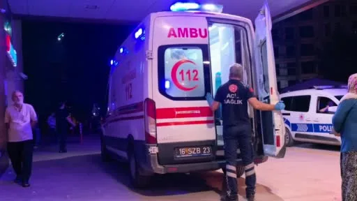 Otomobil ile motosiklet kafa kafaya çarpıştı: 1 ağır yaralı