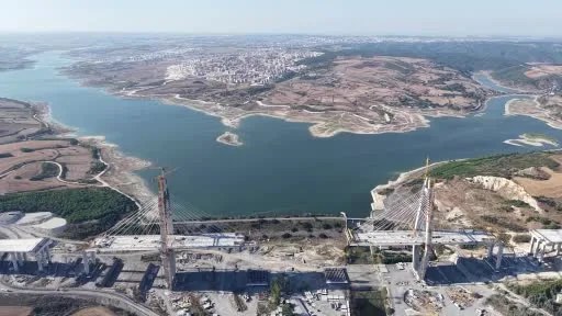Kanal İstanbul’lun ilk köprüsünde 250 tonluk dev operasyon
