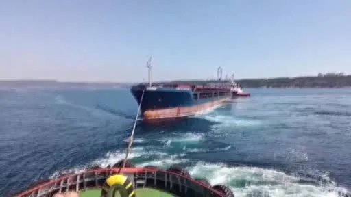 Çanakkale Boğazı’ndan geçen genel kargo gemisi makine arızası yaptı
