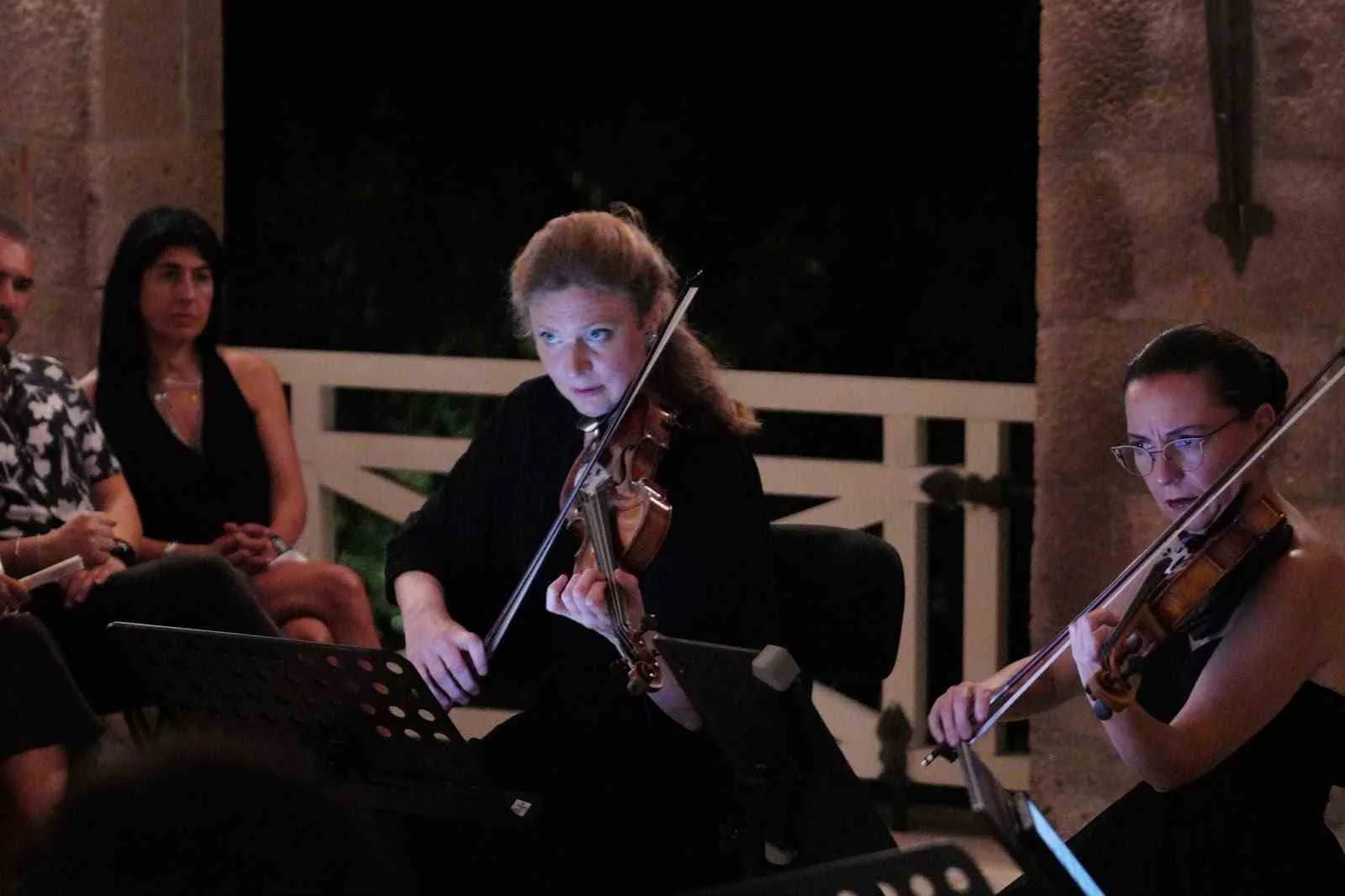 Ayvalık’ta AIMA Müzik Festivali sanatseverleri buluşturdu