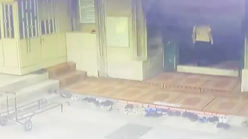 Camide namaz kılan şahsın içerisinde 450 bin TL bulunan çantasını çalan şüpheli yakalandı