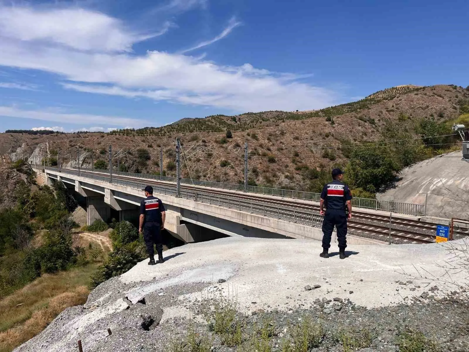 Bilecik’te YHT ve demiryolu hattında inceleme