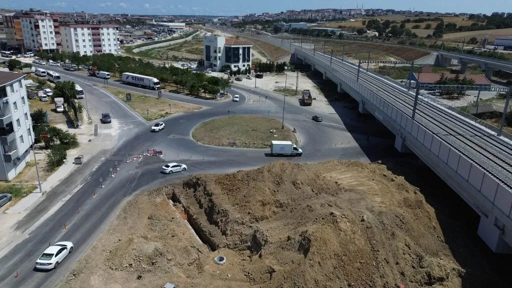 Çerkezköy’de ulaşım için kapsamlı düzenleme: Köprü altındaki sorun çözülüyor