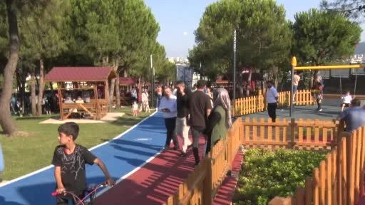 Sancaktepe’de yeşil alan seferberliği: Sarıgazi Korupark hizmete açıldı