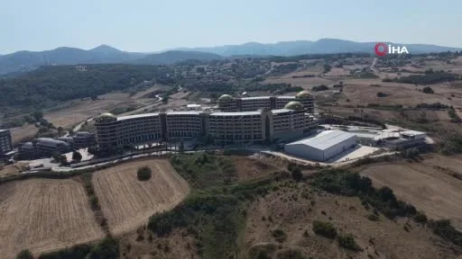 Yalova’da haklarını alamayan çalışanlar otelden ayrılmıyor
