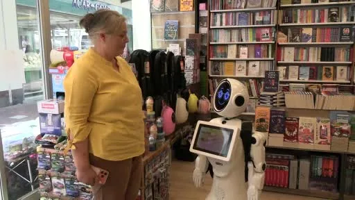 Edirne’de okul alışverişlerinde robot asistan sürprizi