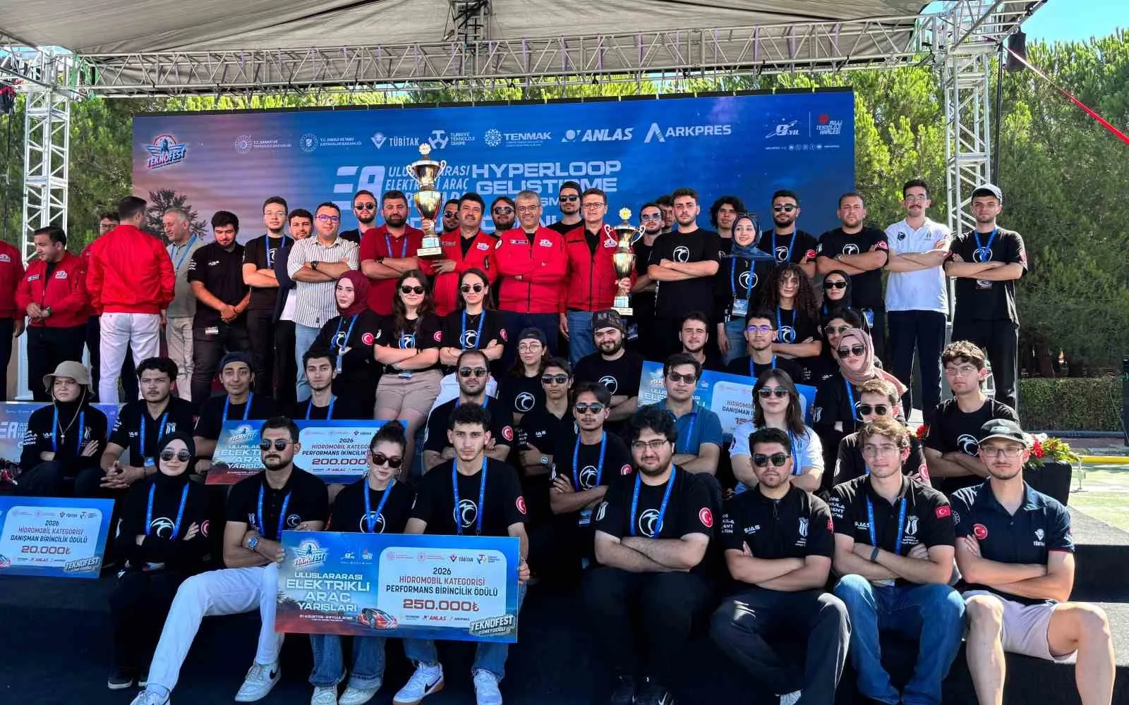 SUBÜ, elektrikli araç yarışmalarında ilk iki sıranın sahibi oldu