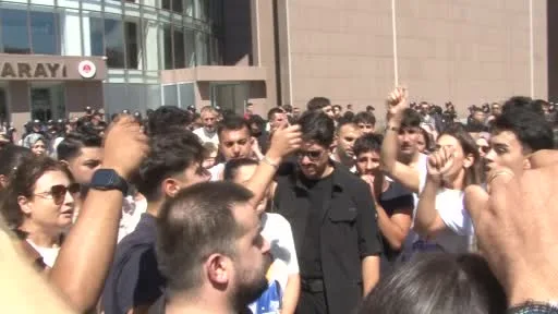 Atlas Çağlayan’ın acılı annesi Gülhan Ünlü: "Bir kez daha yıkıldım, bir kez daha parçalandım"