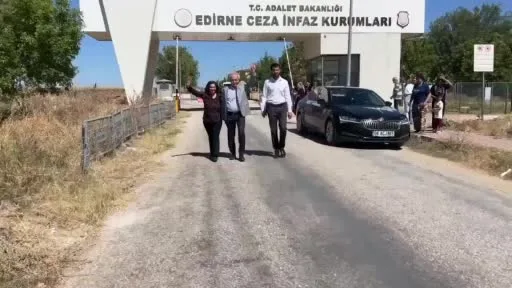 Eski Diyarbakır Büyükşehir Belediyesi Eş Başkanı Mızraklı, Edirne Cezaevi’nden tahliye edildi