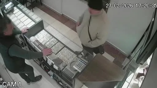 Komşusunun boğazını kesip altınlarını çalmıştı: Bilezikleri kolundan nasıl keseceğini kuyumcuya sormuş
