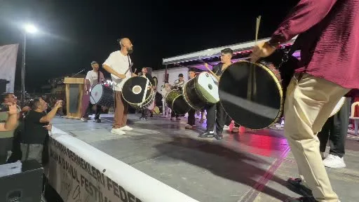 İlk kez düzenlenen Asma Davul Festivali büyük ilgi gördü