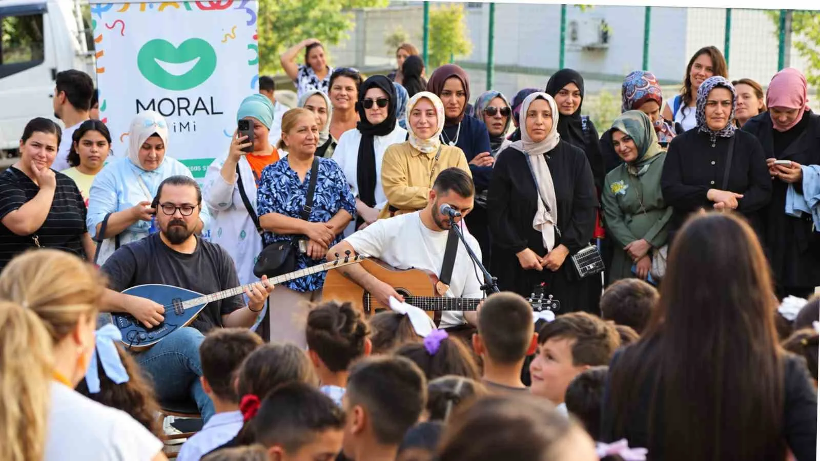 ESEV Moral Timi’nden minik öğrencilere neşeli karşılama