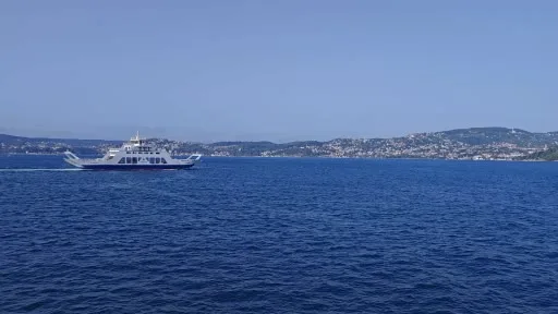 Beykoz’da trafik çilesine karşı ortak çağrı: "Arabalı vapurumuzu geri istiyoruz"