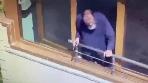 Maltepe’de dehşet saçan silahlı saldırganın gözaltına alındığı anlar kamerada