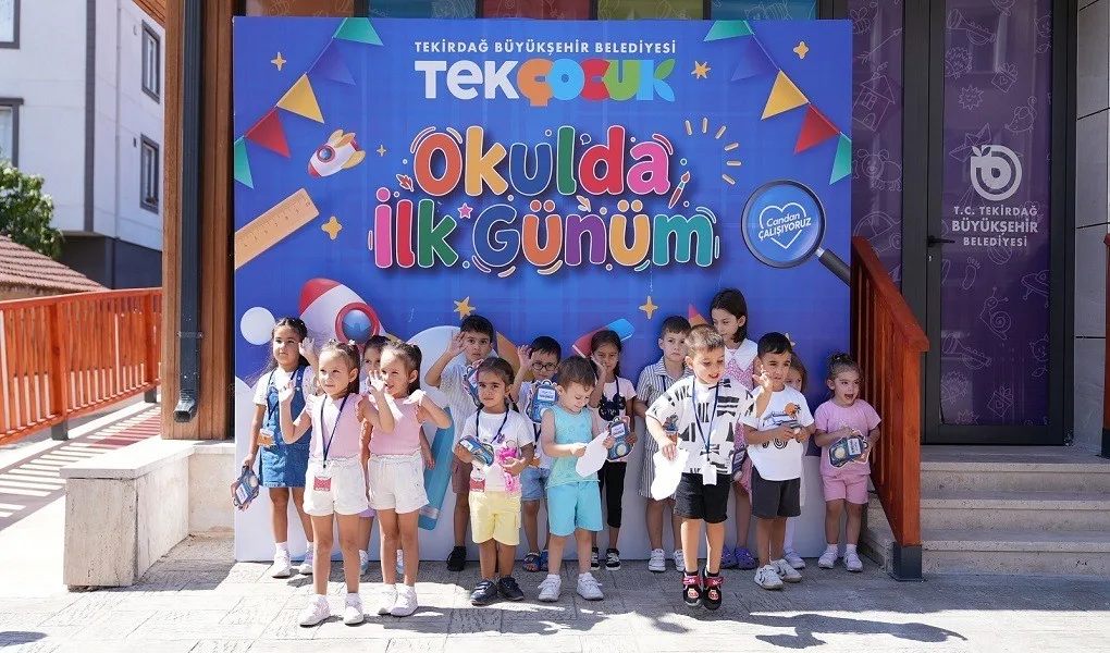 Muratlı’da gündüz bakımevinde ilk ders heyecanı