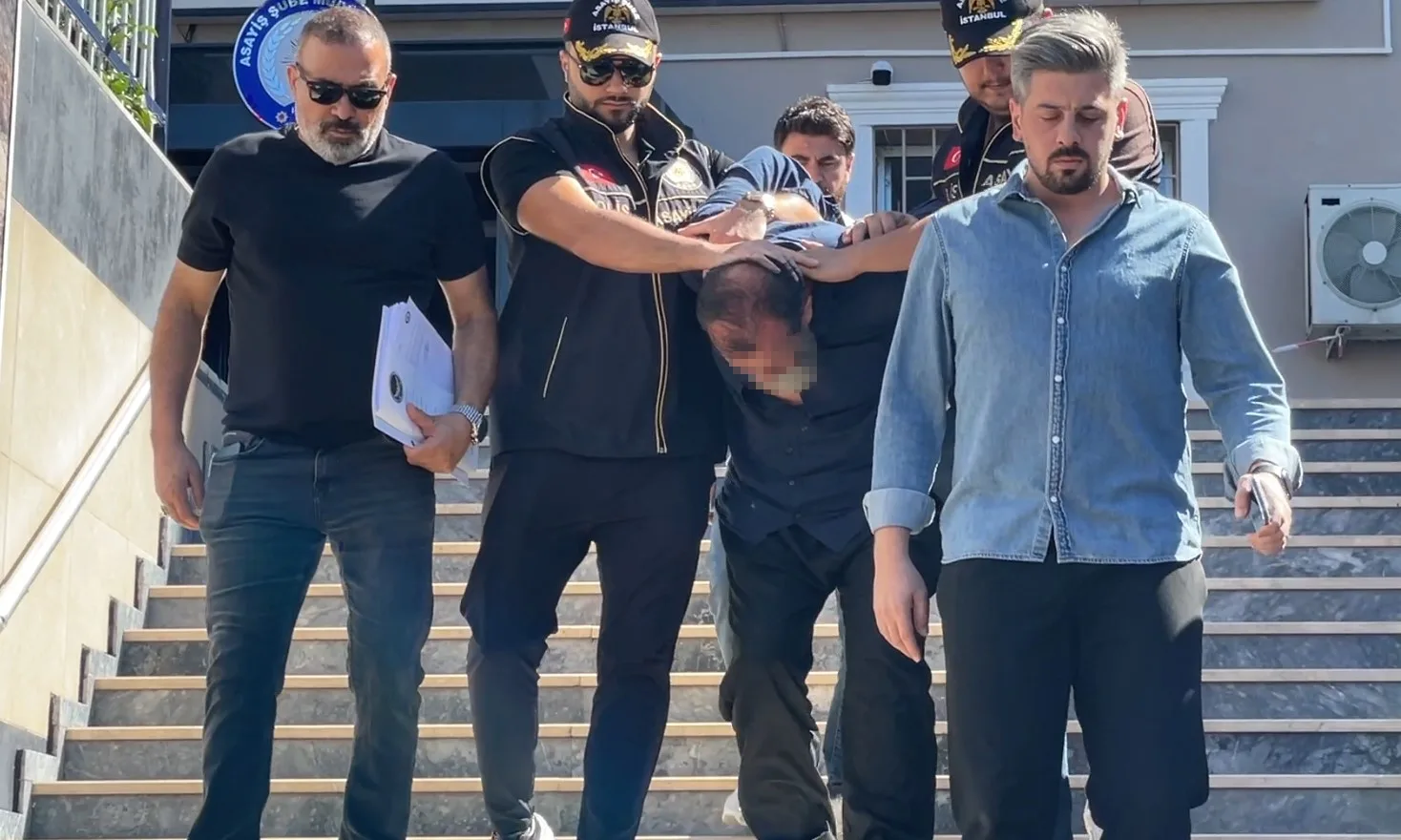 Maltepe’de ev sahibi çifti öldürüp avukatı yaralayan şüpheli adliyeye sevk edildi