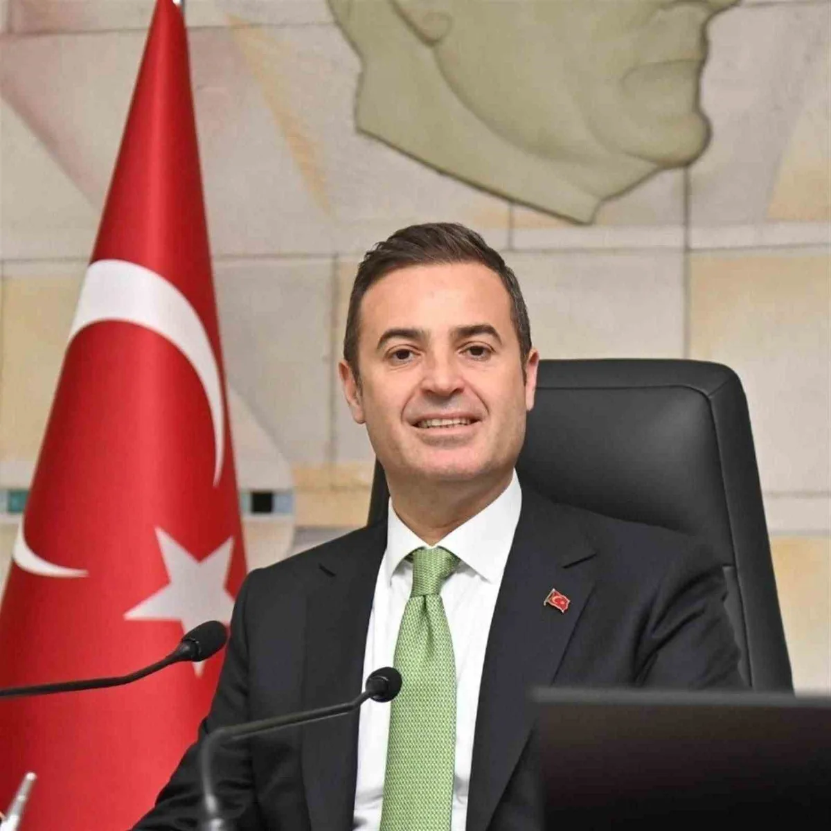 Başkan Akın: "Esnaf olmadan eşraf olmaz"