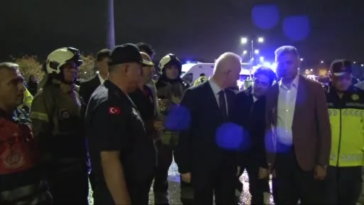 İstanbul Valisi Gül: "2 hemşehrimiz vefat etti, 8 kişi de yaralı şekilde hastanelere nakledildi"