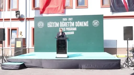 Arnavutköy’de 7 okul bugün eğitime başladı