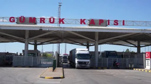 Tır şoförleri Kapıkule’de Schengen vizesi sorununa dikkat çekti
