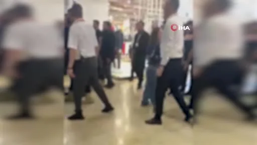 Özcan Deniz konserinde çıkan olayda bir kişi bıçaklandı