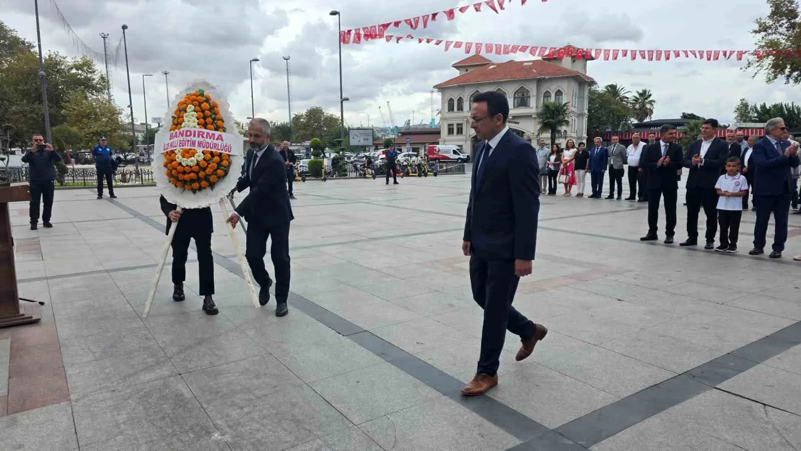 Bandırma’da ilköğretim haftası coşkuyla kutlandı