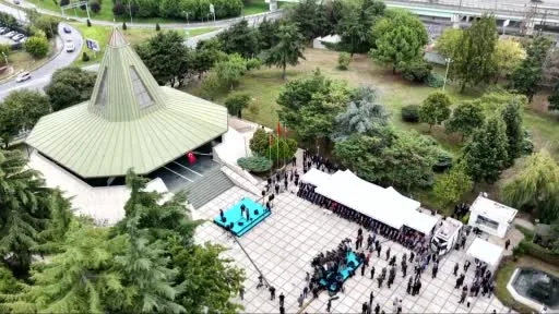 Bakan Çiftçi: "Eski İçişleri Bakanı İsmail Namık Gedik’i 27 Mayıs zulmünün şehidi olarak rahmetle yad ediyoruz ve naaşını Topkapı’daki Anıt Mezar’a taşıyoruz"