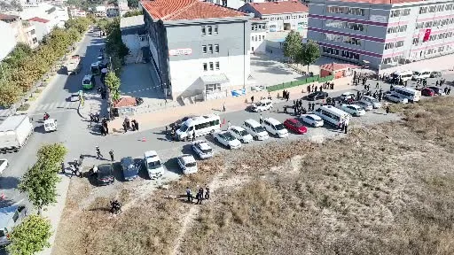 Arnavutköy’de okul çevreleri dron ile havadan denetleniyor