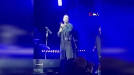 Oğuzhan Koç, Edirne konserinde sahne önünde sigara içen kişiye tepki gösterdi
