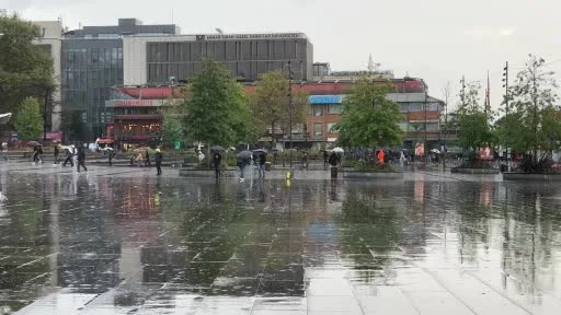 İstanbul’da sabah saatlerinde sağanak yağış etkili oldu