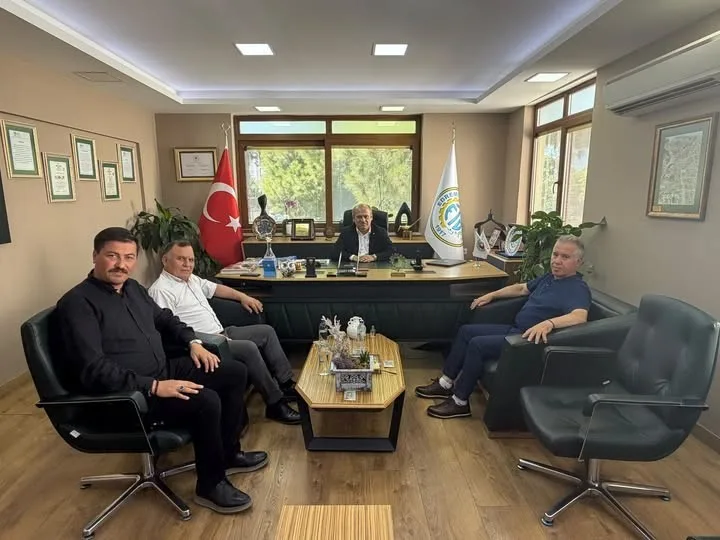 ETO geçmiş dönem başkanı Mehmet Ertaş’tan Edremit Ticaret Odası’na ziyaret