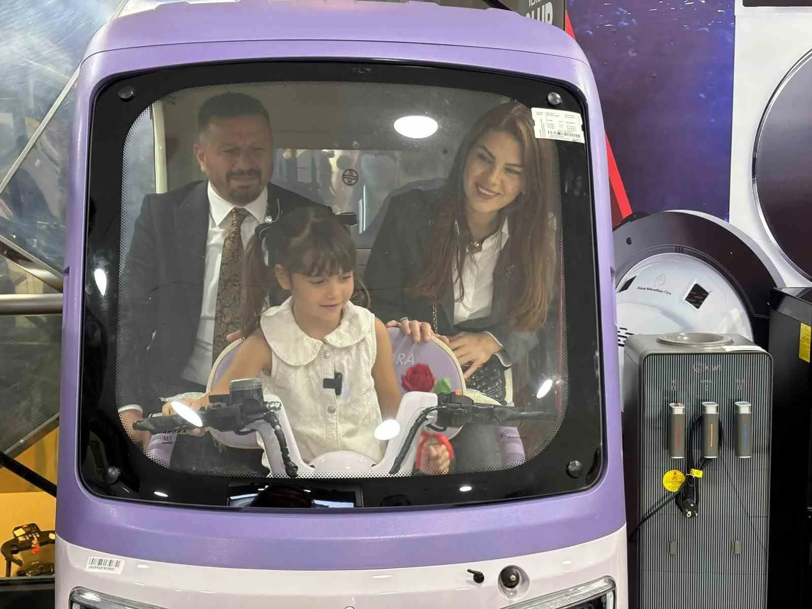 Minik İrem’e İzmir’de sınıf başkanlığını kaybetti