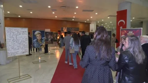 Zeki Müren’in kendi sesinden vasiyeti....
