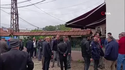 Hayatını kaybeden okul müdürü gözyaşları arasında toprağa verildi