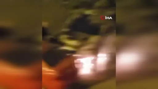 Esenyurt’ta haraç vermeyince oto galeriyi kundakladılar