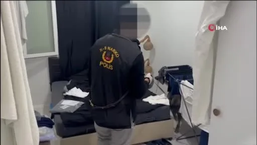 Edirne’de uyuşturucu operasyonu: Skunk, kokain, para ve hassas teraziler ele geçirildi