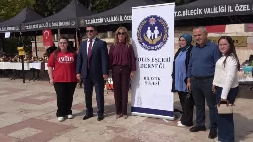 ’Bir iyilik, bir umut, bir çocuğun geleceğine dokunsun’ sloganıyla üniversite öğrencilere destek için bir araya geldiler
