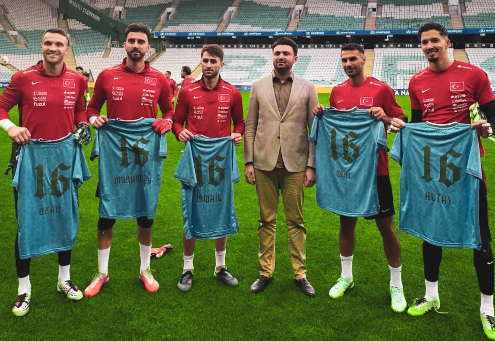 Bursaspor Başkanı Enes Çelik’ten A Milli Takım’a ziyaret