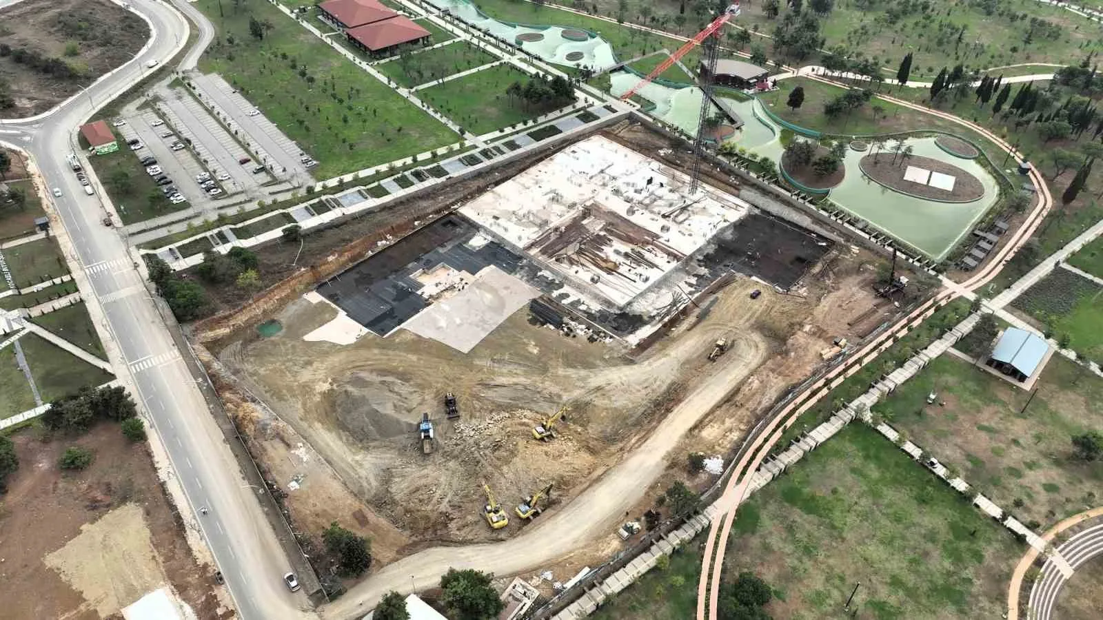Gebze Millet Bahçesi Camii’nde temel ve betonarme mesaisi