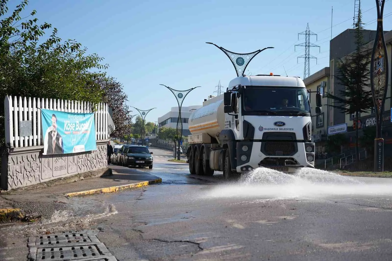 Serdar Mahallesi’nde köşe bucak temizlik