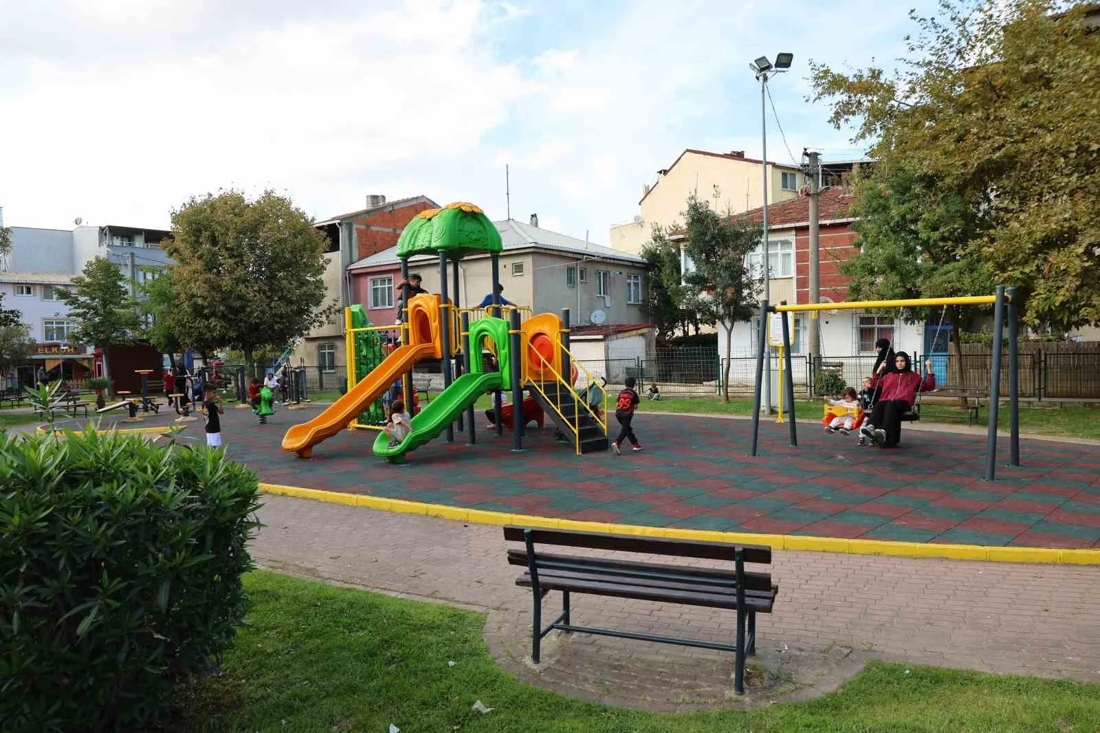 Darıca’da 10 yeni nesil park hizmete girdi