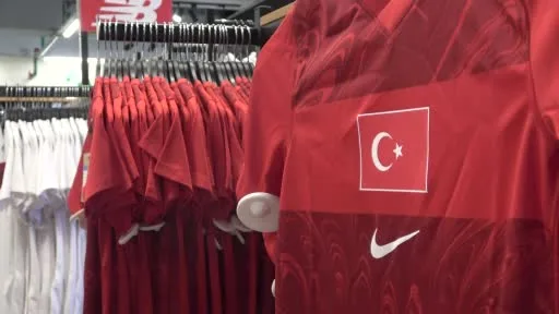 Ay yıldızlı formalar Bursastore’da satışa çıktı