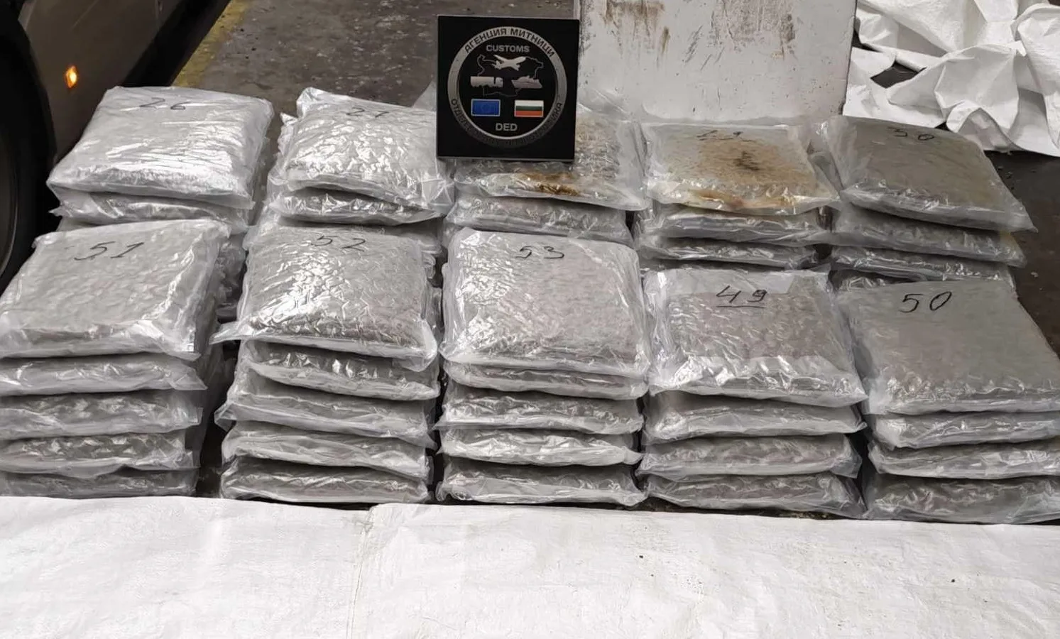 Tırda 57 kilogram esrar ele geçirildi
