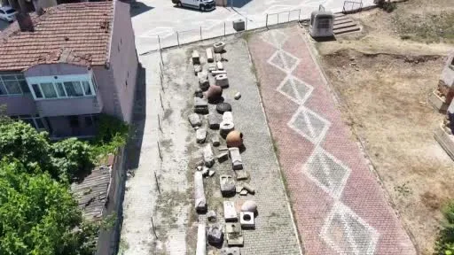 Kazı çalışmasında bulunan bin 800 yıllık küp, zamanında buzdolabı görevi görüyormuş